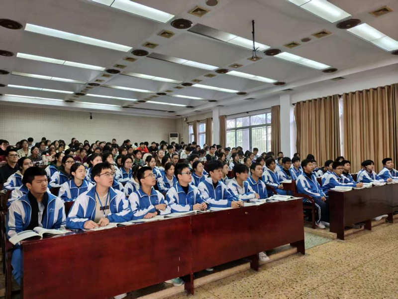 1762784663576503.png DM_20251110222100_002.png