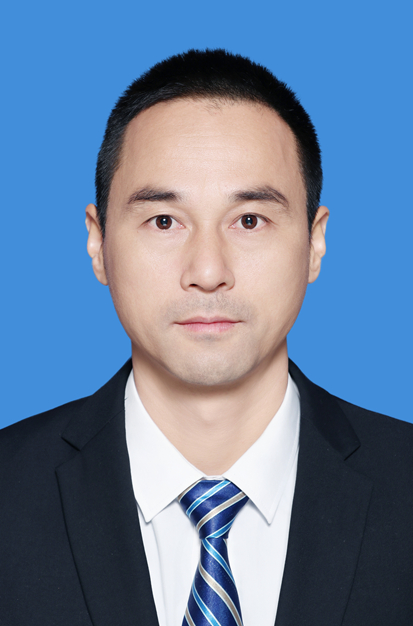 彭志文 副校长.jpg